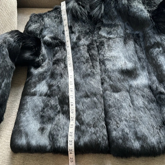 Vintage black fur coat size medium mob wife era from France EDGY FEMININE - Picture 10 of 15